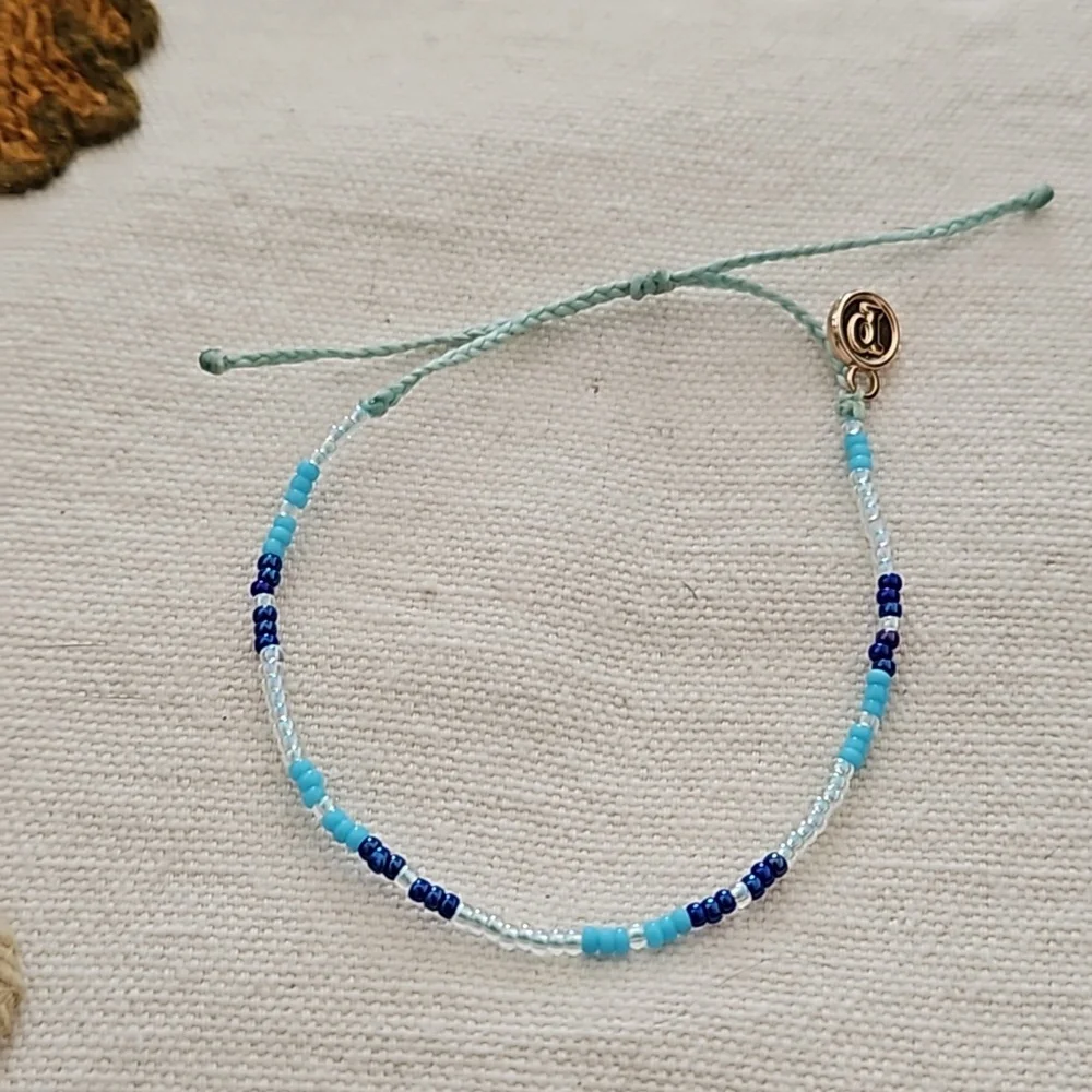 Pura Vida Ocean Billie Seed Bead Bracelet - Picture 2 of 2